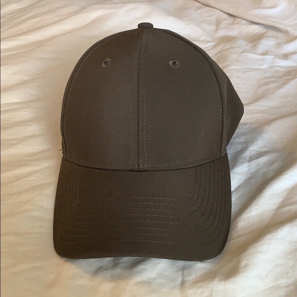 Golden by TNA Hat